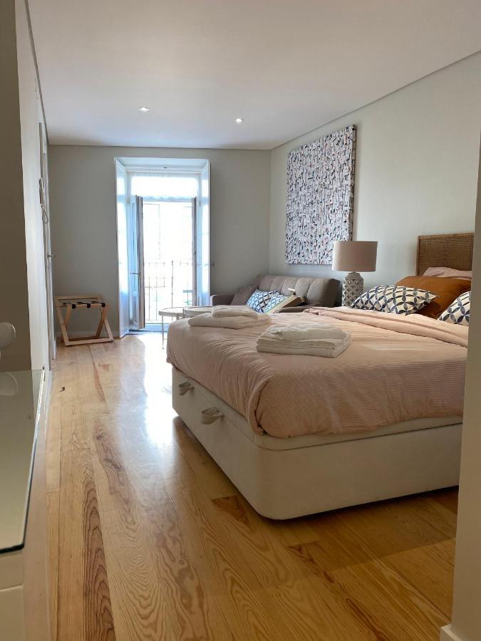 Discover Lisbons History - Stylish Apartment In Alfama Екстериор снимка