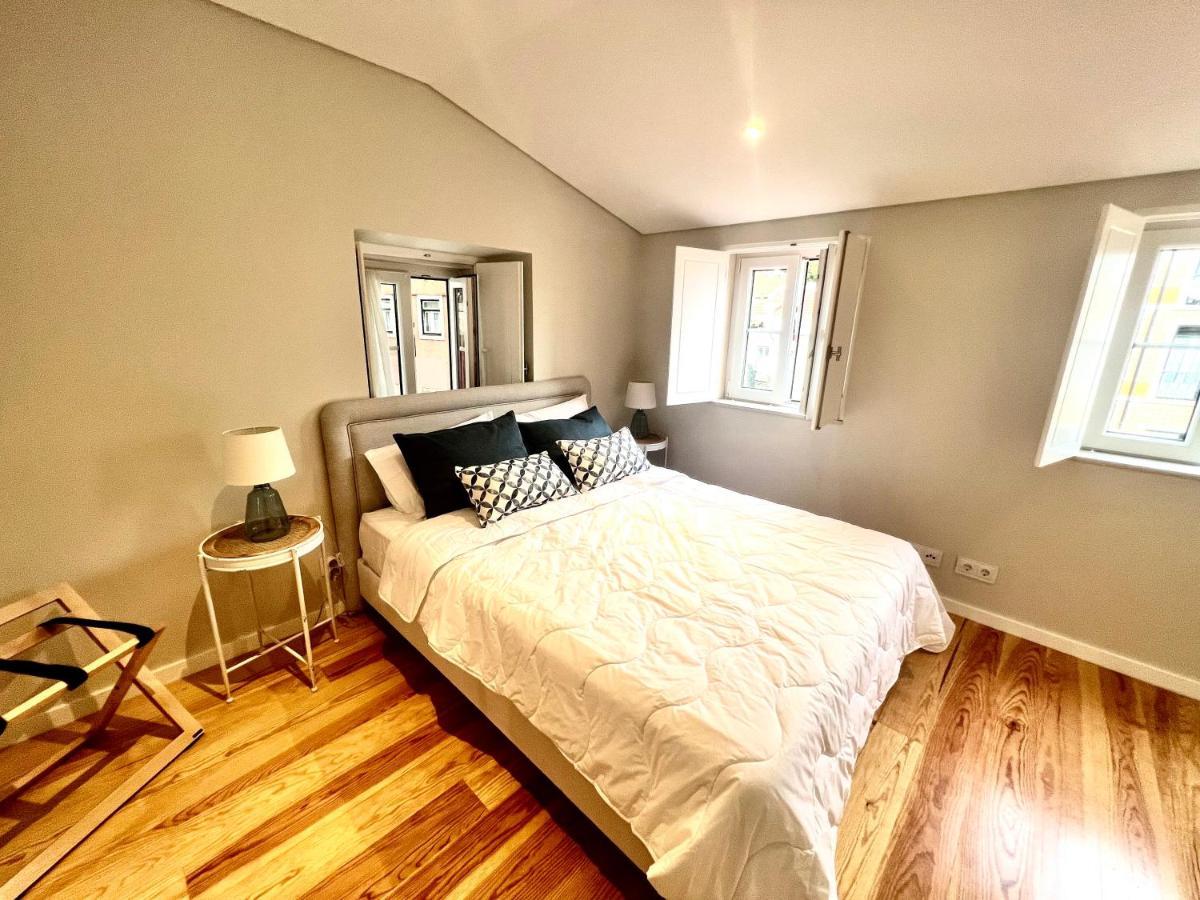 Discover Lisbons History - Stylish Apartment In Alfama Екстериор снимка